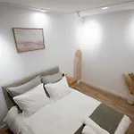 Cozy & Modern In The Heart Of The *