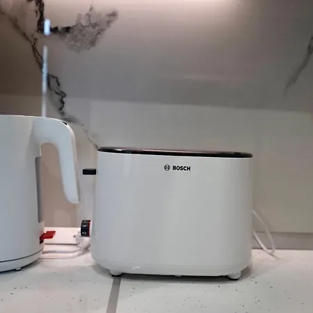 Cozy & Modern In The Heart Of The Apartment Craiova