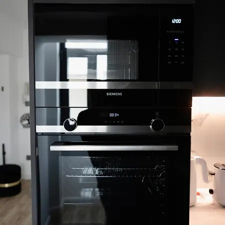 Cozy & Modern In The Heart Of The