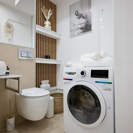 Apartmán Cozy & Modern In The Heart Of The