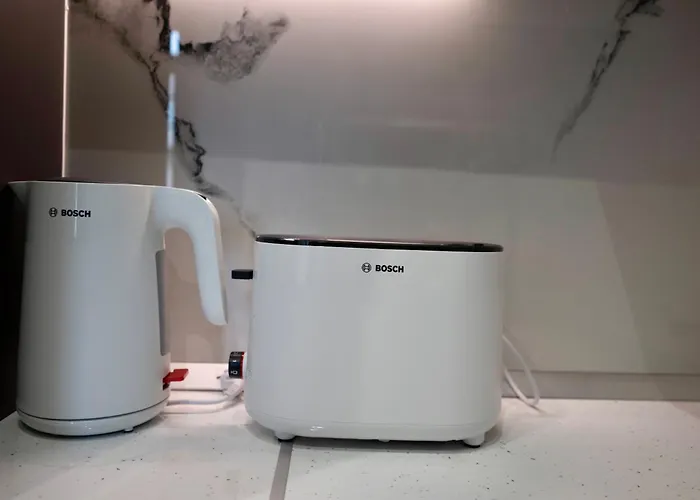 Cozy & Modern In The Heart Of The דירה קריובה