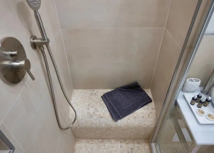 Cozy & Modern In The Heart Of The דירה