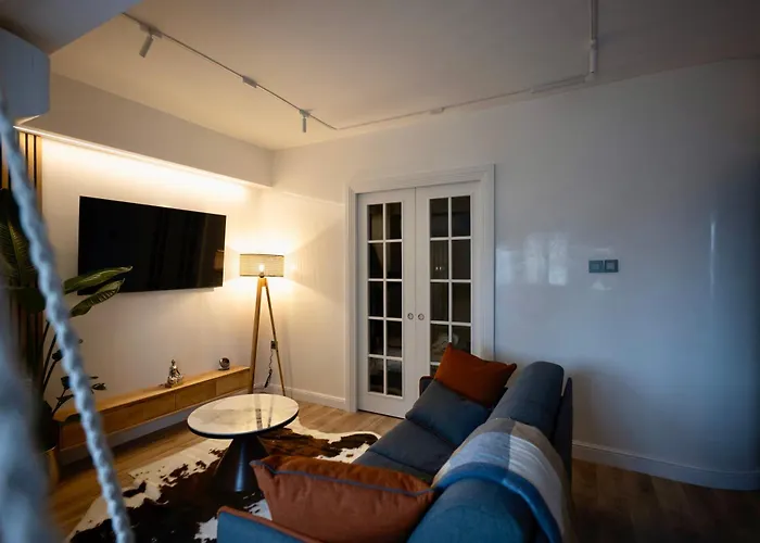 דירה Cozy & Modern In The Heart Of The *